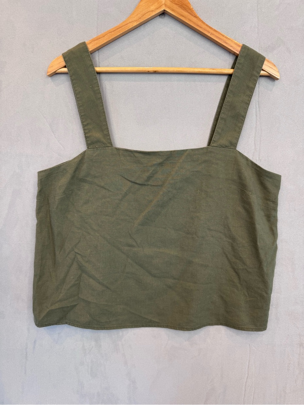 Banana Republic Linen Blend Tank Top M Olive Green Square Neck Minimalist